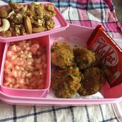 A picture of Veg cutlet.