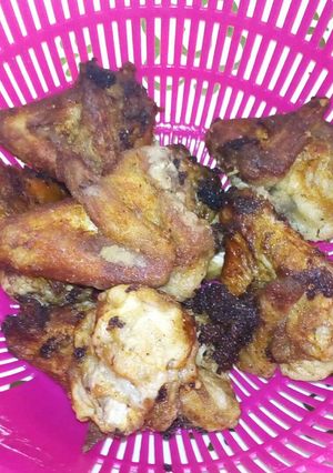Una foto de Alas de pollo fritas