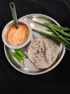 દહીં તિખારી (Dahi Tikhari Recipe In Gujarati) રેસીપી મુખ્ય ફોટો