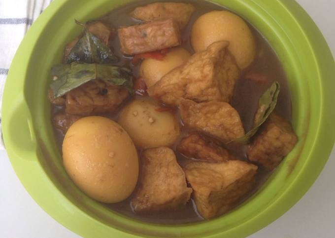 Resep Semur Tempe Tahu Telur 3t Oleh Syifana Rahma Addiyani Cookpad