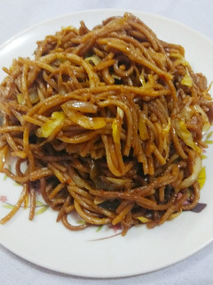 नूडल्स (Noodles recipe in hindi) रेसिपी मुख्य फोटो