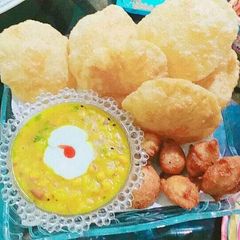 A picture of Kachori.
