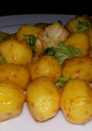 A picture of Spicy potatoes.