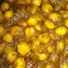 A picture of Chole masala.