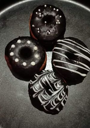 डोनट्स (donuts recipe in Hindi) रेसिपी मुख्य फोटो
