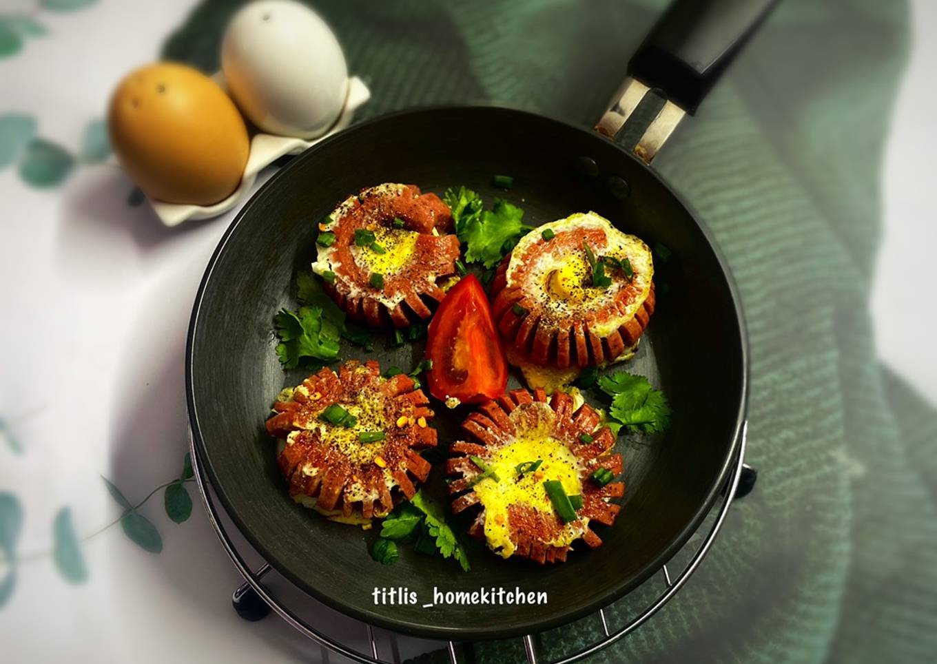 Sausage Egg Flowers