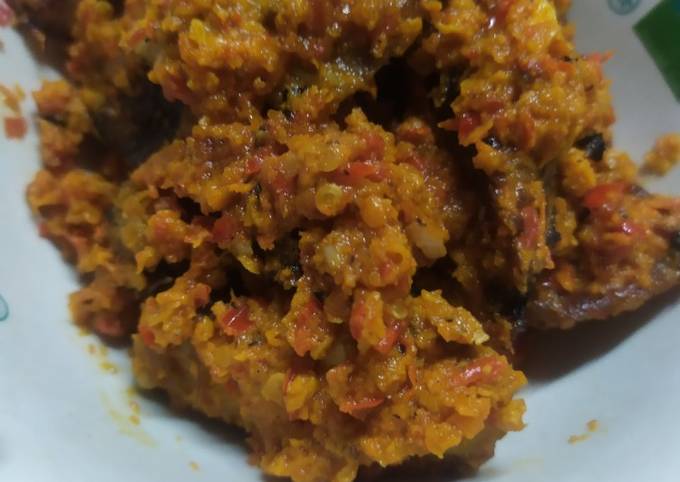 Ikan tongkol balado pedas