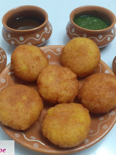 A picture of Ragda patties.