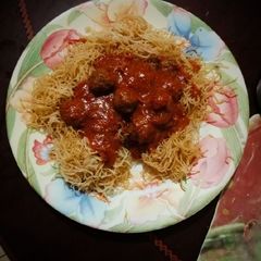 A picture of Vermicelli & Meatballs.