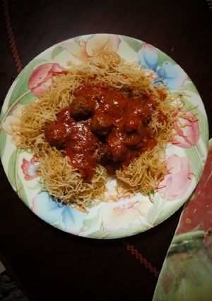 A picture of Vermicelli & Meatballs.