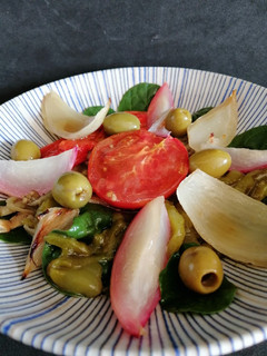 Una foto de Ensalada de verduras asadas