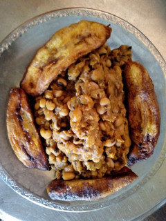 A picture of Beans and plantain.