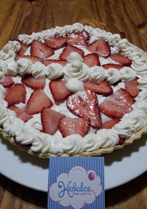 Una foto de Tarta de frutillas 🍓🤤