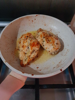 Foto resep Pan-Grilled Chicken Breast