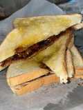 Roti Panggang Pisang Coklat Madu