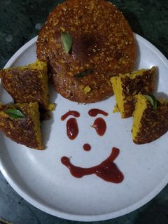 હાંડવો (Handvo Recipe in Gujarati) રેસીપી મુખ્ય ફોટો