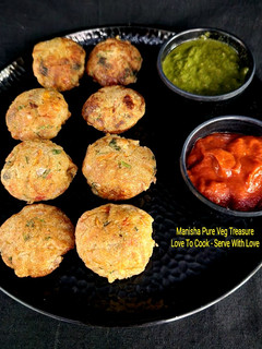 A picture of Quinoa Flour Mix Veg Appe.
