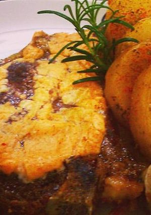 Foto de Chuleta (bisteca de Boi) assada no forno com maionese de alho