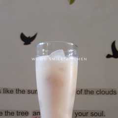 Yakult Leci Ice/Es Yakult Leci রেসিপির প্রধান ছবি