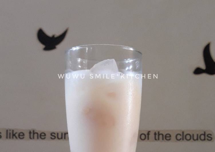 Resep Yakult Leci Ice/Es Yakult Leci oleh Wuwu Smile*s Resep Yakult Leci Ice/Es Yakult Leci oleh Wuwu Smile*s