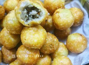 Gambar Paung Goreng Terengganu (Kuih Bom Inti Ikan)