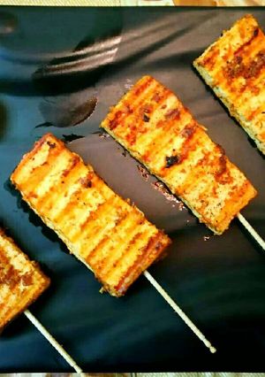 A picture of Tandoori style tofu kabab.