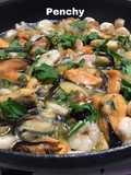 Mejillones al vapor con gambitas al ajillo