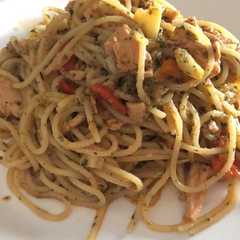 A picture of Tuna Aglio Olio.