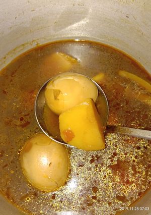 Foto resep Semur Endog (kentang telor)(Lunchbox suami part17)