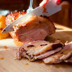 A picture of Gammon and Coca Cola.