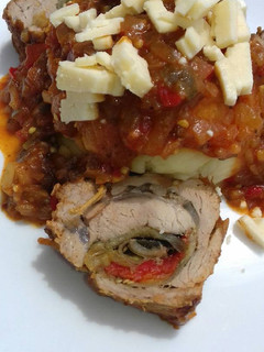 Una foto de Solomillo de cerdo con puré