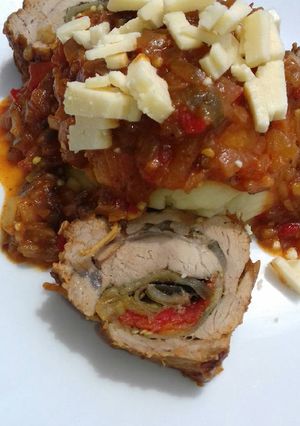 Una foto de Solomillo de cerdo con puré