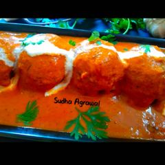 A picture of Royal Cauliflower Kofta Curry.