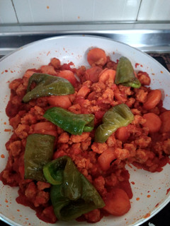Una foto de Soja texturizada con tomate y zanahoria
