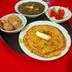 A picture of Makki Ki Roti.