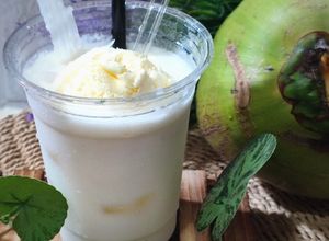 Gambar Coconut Shake Float