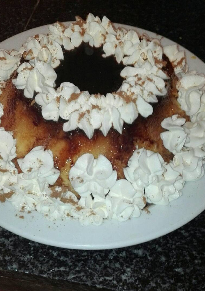 Una foto de Pudin de pan con aroma de manzana