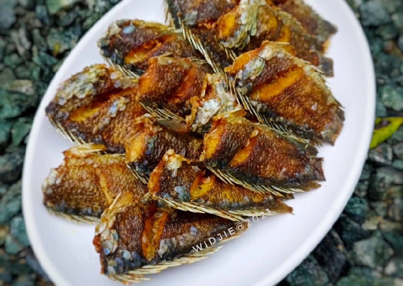 Ikan Papuyu Goreng