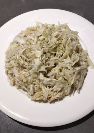 A picture of Cabbage Salad.