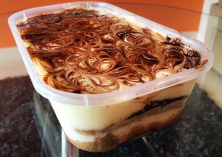 Tiramisú helado express y light!! Con yogur sin crema