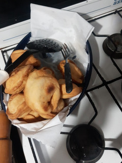 Una foto de Torta fritas rellenas