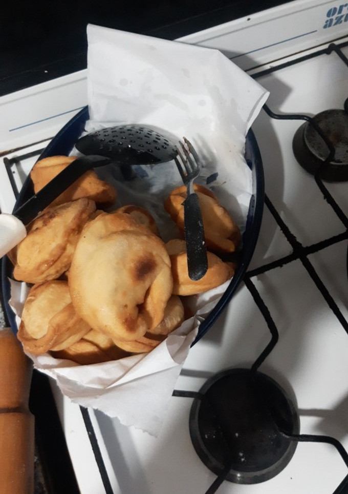 Una foto de Torta fritas rellenas