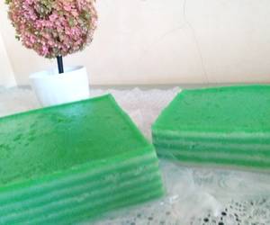 Siap Saji Lapis tepung beras Gurih Mantul