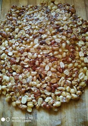 A picture of Peanut Caramel Chikki.
