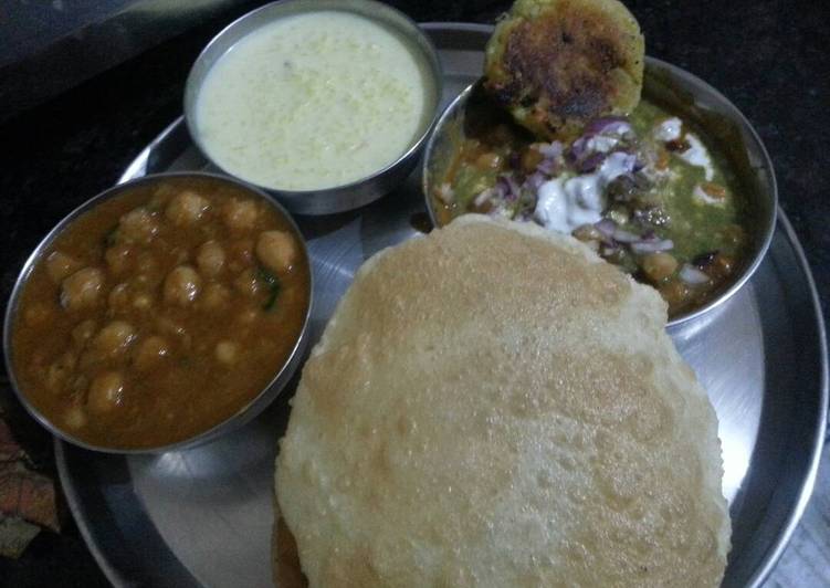 Chole bhature, ALOO Tikki, kheer