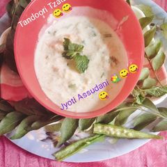 A picture of Tandoori Tzatziki dip.