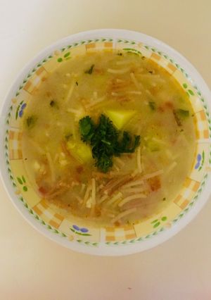 Una foto de Sopa de Fideo Frito 👨‍🍳🇪🇨