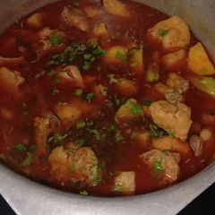 A picture of Murgi aloo.