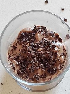 Una foto de Delicioso pecado de chocolate en vaso