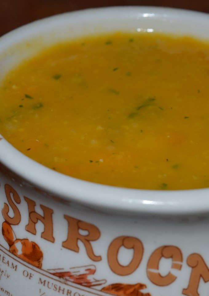 Una foto de Sopa de zapallo y choclo crema